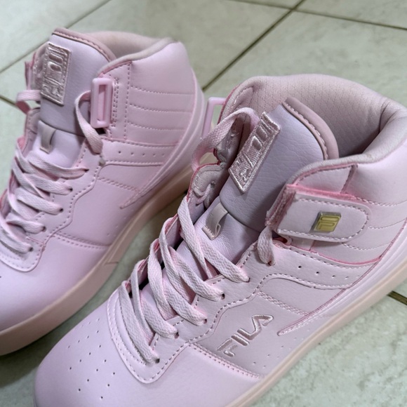 Fila Soft Pink High-Top Sneakers - Picture 5 of 9